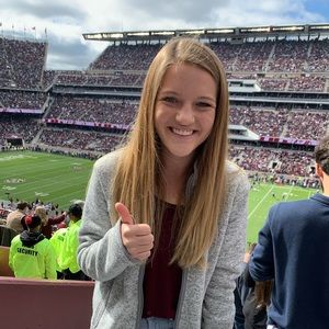 Meet your Posher, Briana